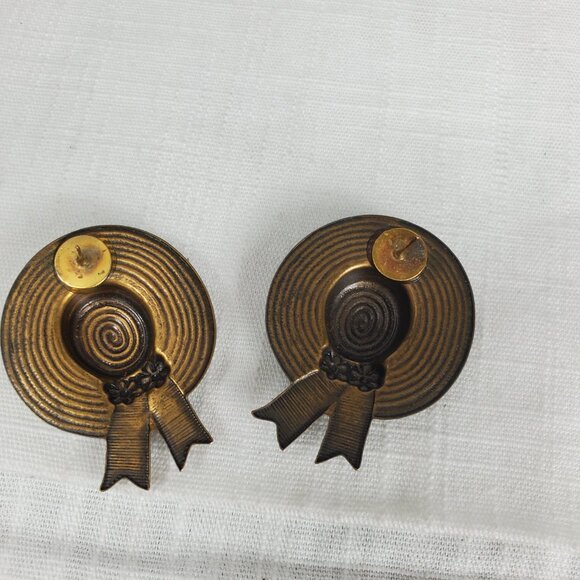 Vintage Brass Copper Tone Metal Straw Hat Ribbon Design Post Earrings - Picture 5 of 7